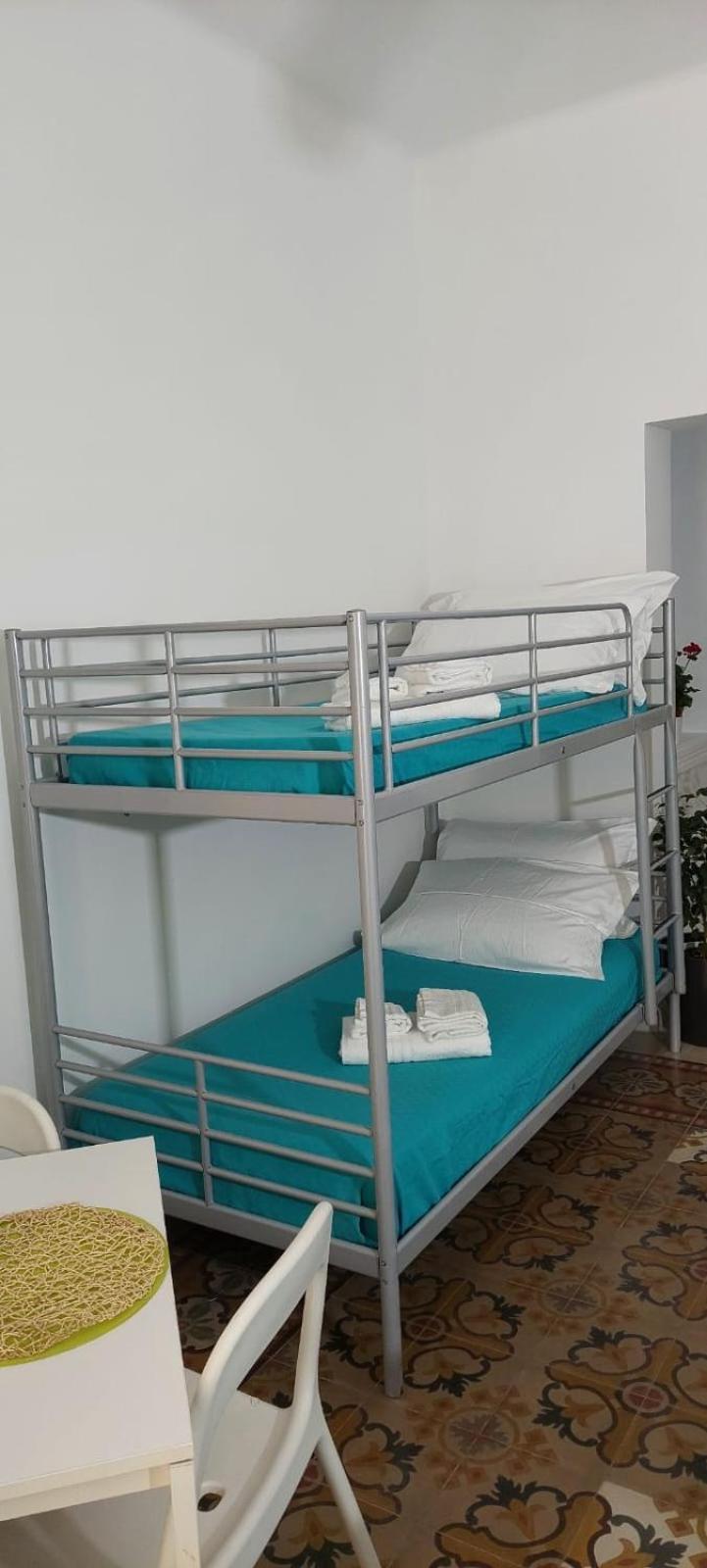 Dante Alighieri 528 Appartement *